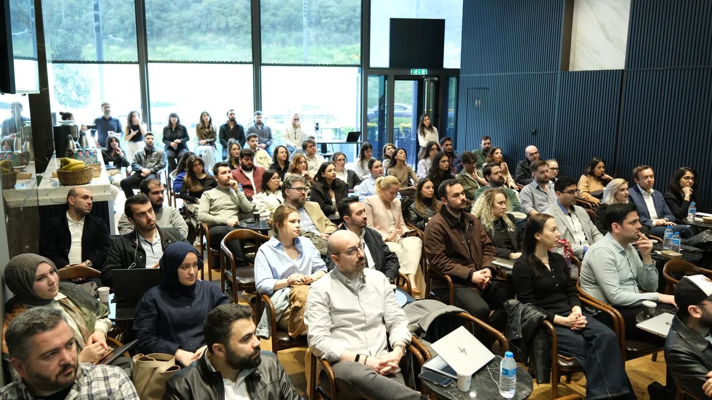 Komünite Space, katılımcılar